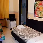 Hotel Letizia 3*