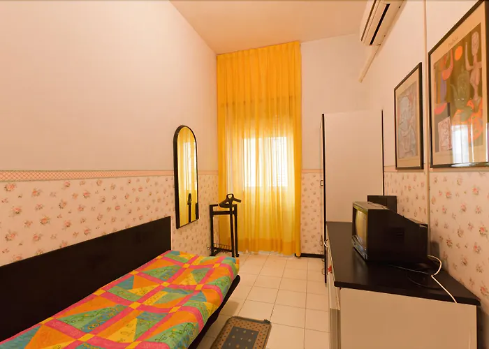 Hotel Letizia 3*